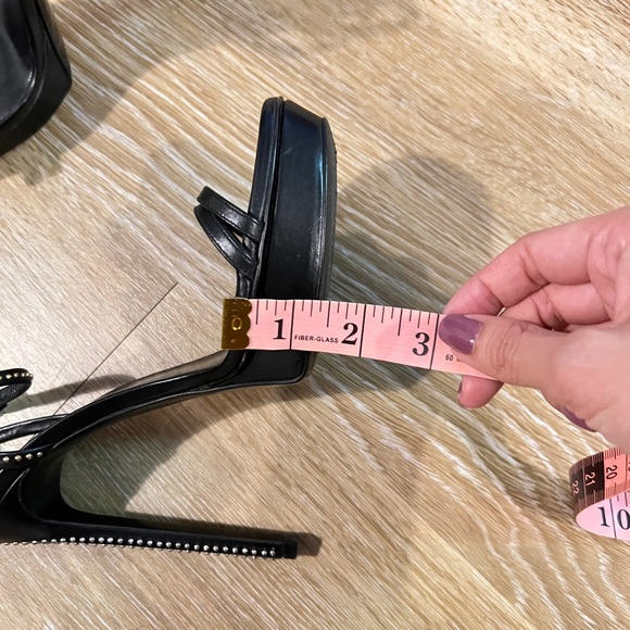 Saint Laurent : Jane Ankle Strap Heels - Picture 11 of 11